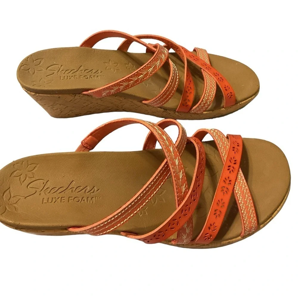 Sketchers Luxe Foam Tiger‎ Posee Coral Sandal size 11